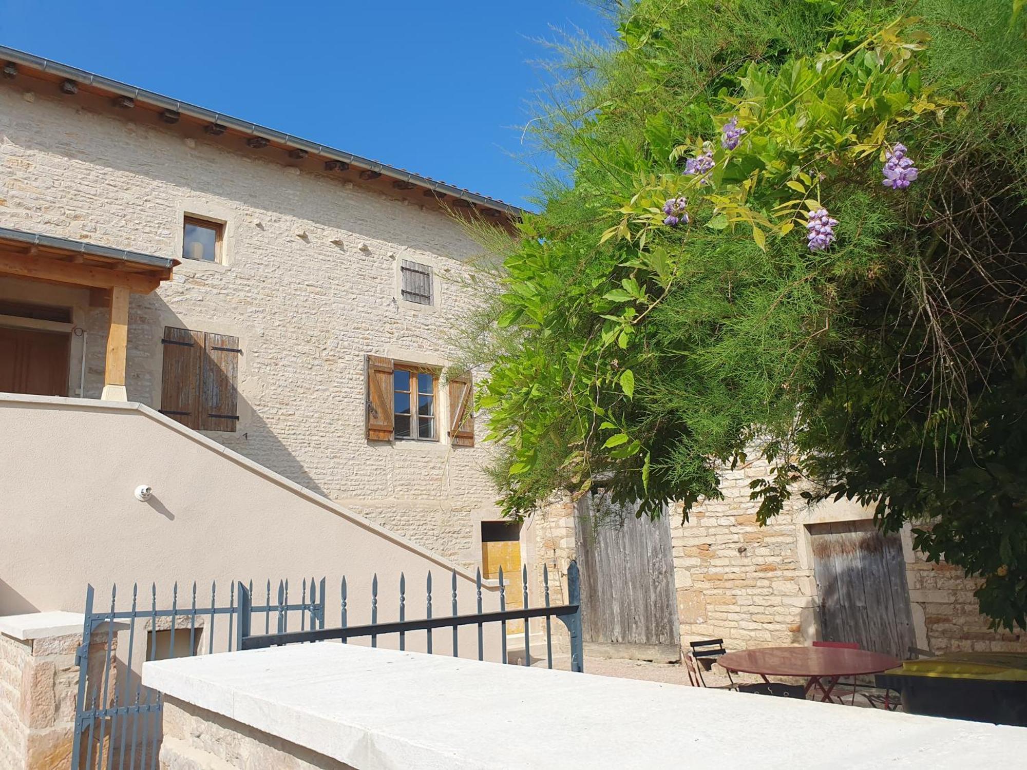 Le Clos Violet Clesse Holiday Home For 6 外观 照片